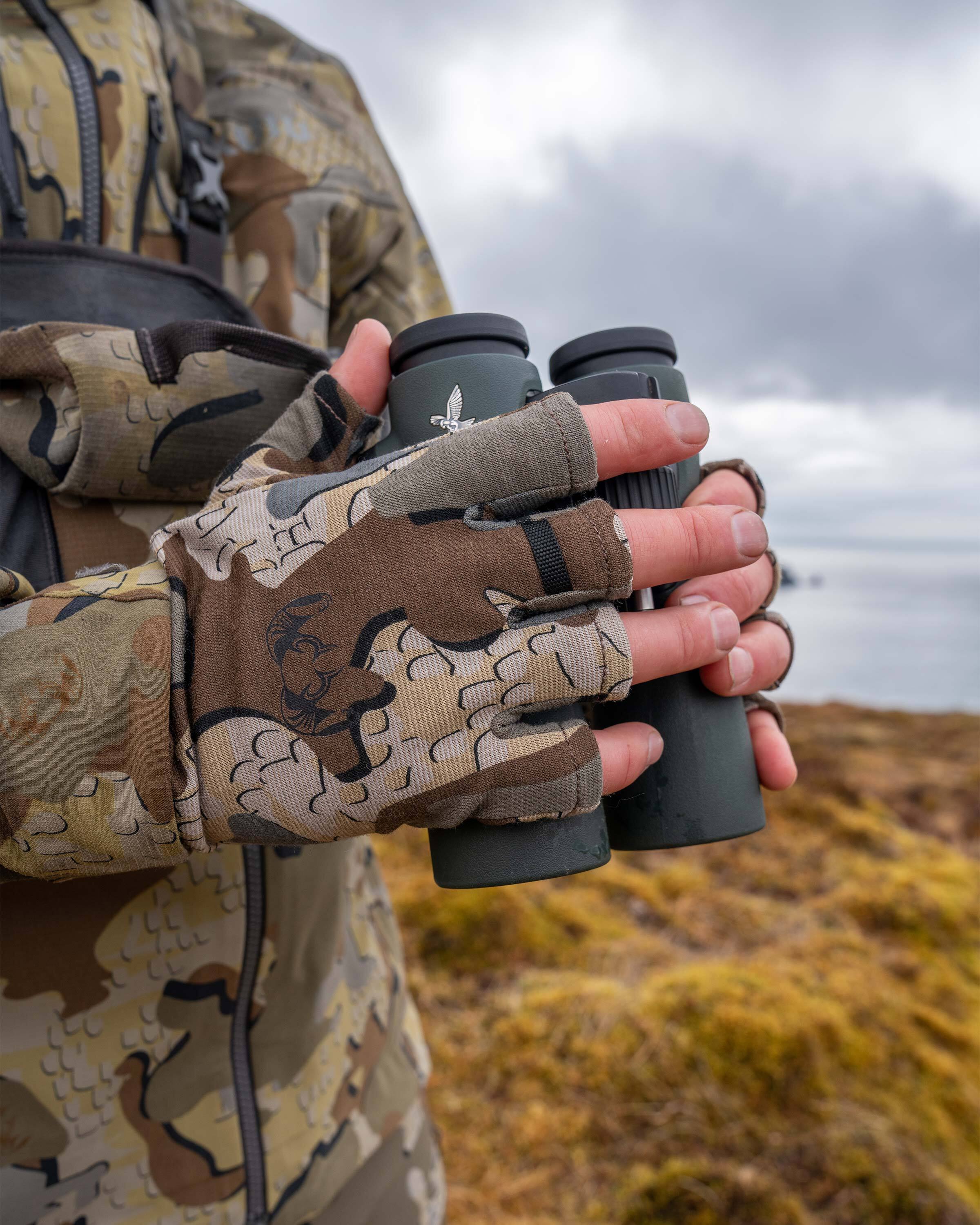 ULTRA Merino 210 Fingerless Glove | Asphalt - Image 4